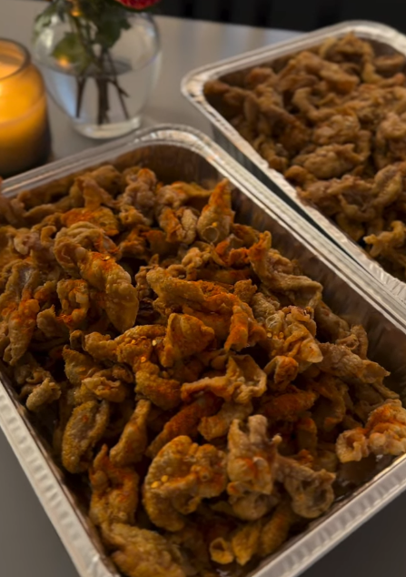 Ikay's Chicken Skin photo 1